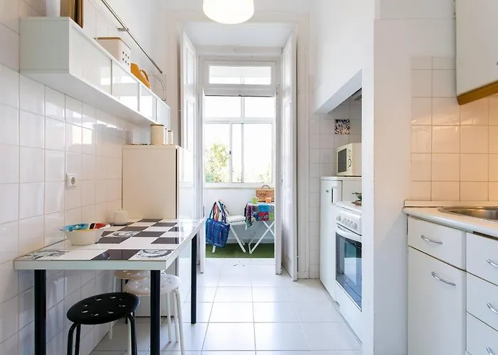 Principe Real Orange Tree W/ View 3 Bedrooms Flat! Apartment