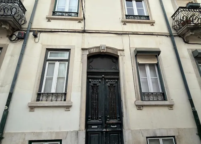 Apartment Principe Real Orange Tree W/ View 3 Bedrooms Flat! *