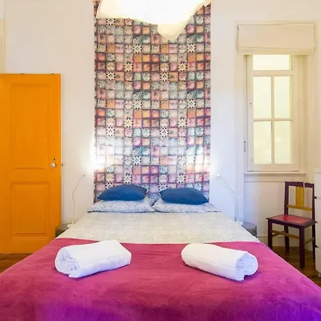 Principe Real Orange Tree W/ View 3 Bedrooms Flat! Appartamento Lisbona